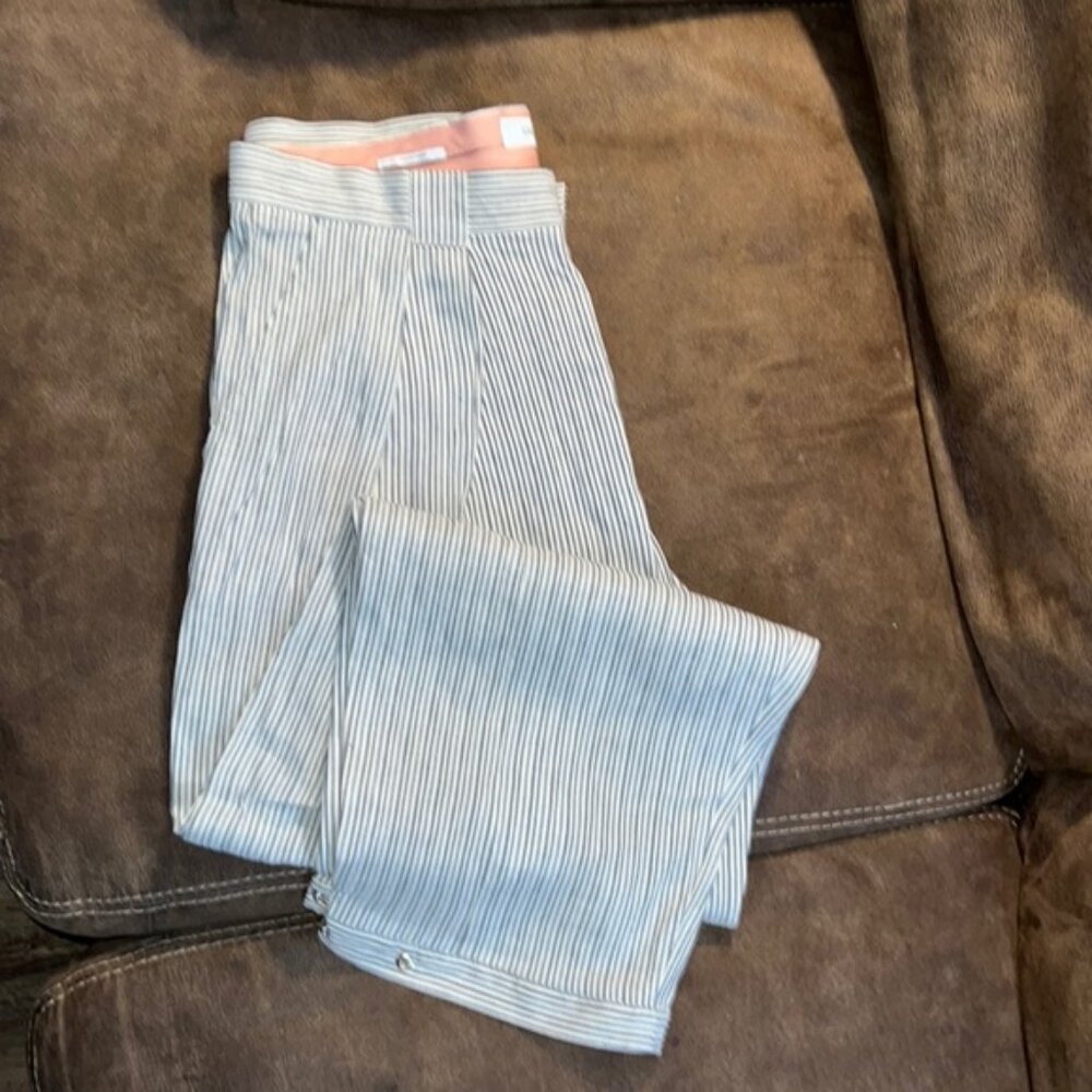 Closed Trousers